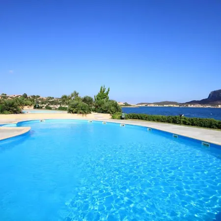Casa Sos Aranzos Feriehus Golfo Aranci