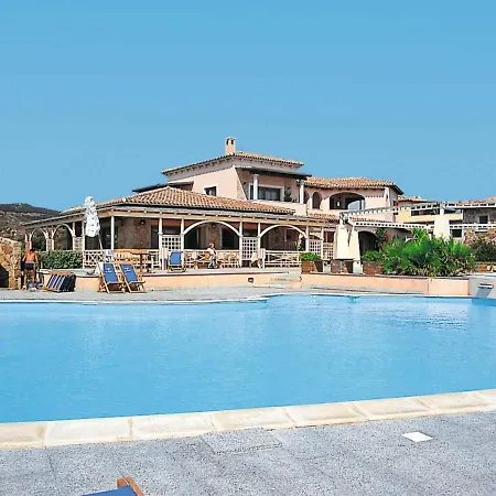 Casa Sos Aranzos Feriehus Golfo Aranci