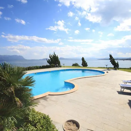 Casa Sos Aranzos Feriehus Golfo Aranci